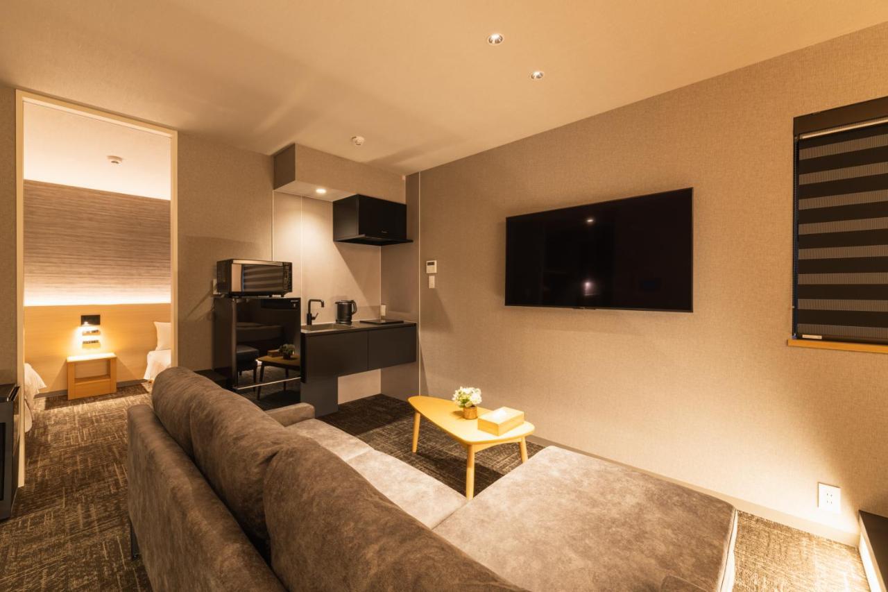 Grand Base Kagoshima Chuo Aparthotel Ngoại thất bức ảnh