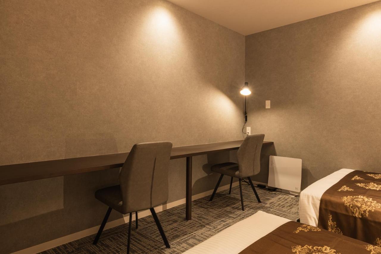 Grand Base Kagoshima Chuo Aparthotel Ngoại thất bức ảnh