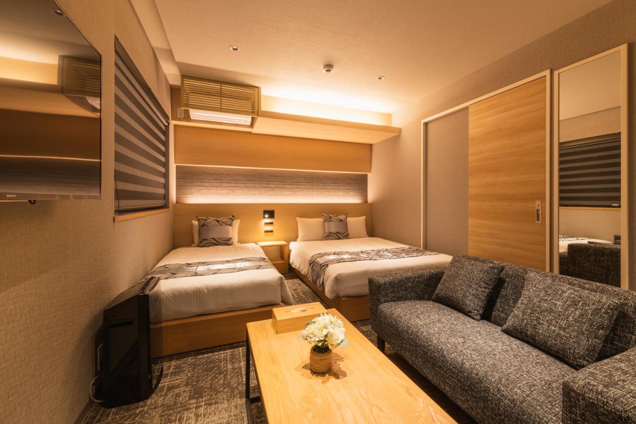 Grand Base Kagoshima Chuo Aparthotel Ngoại thất bức ảnh